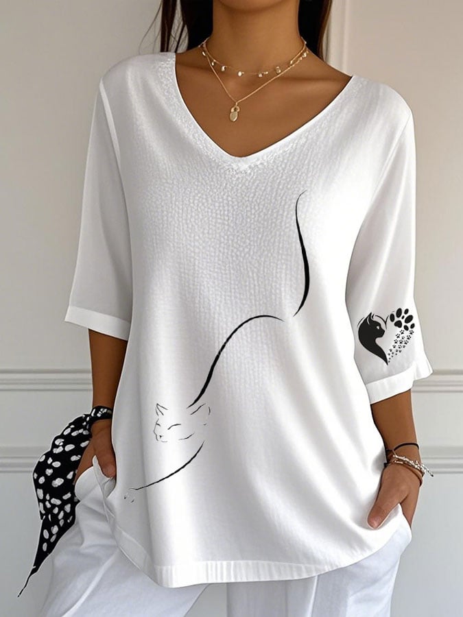 Women's Cute Cat Print Casual V-Neck T-Shirt