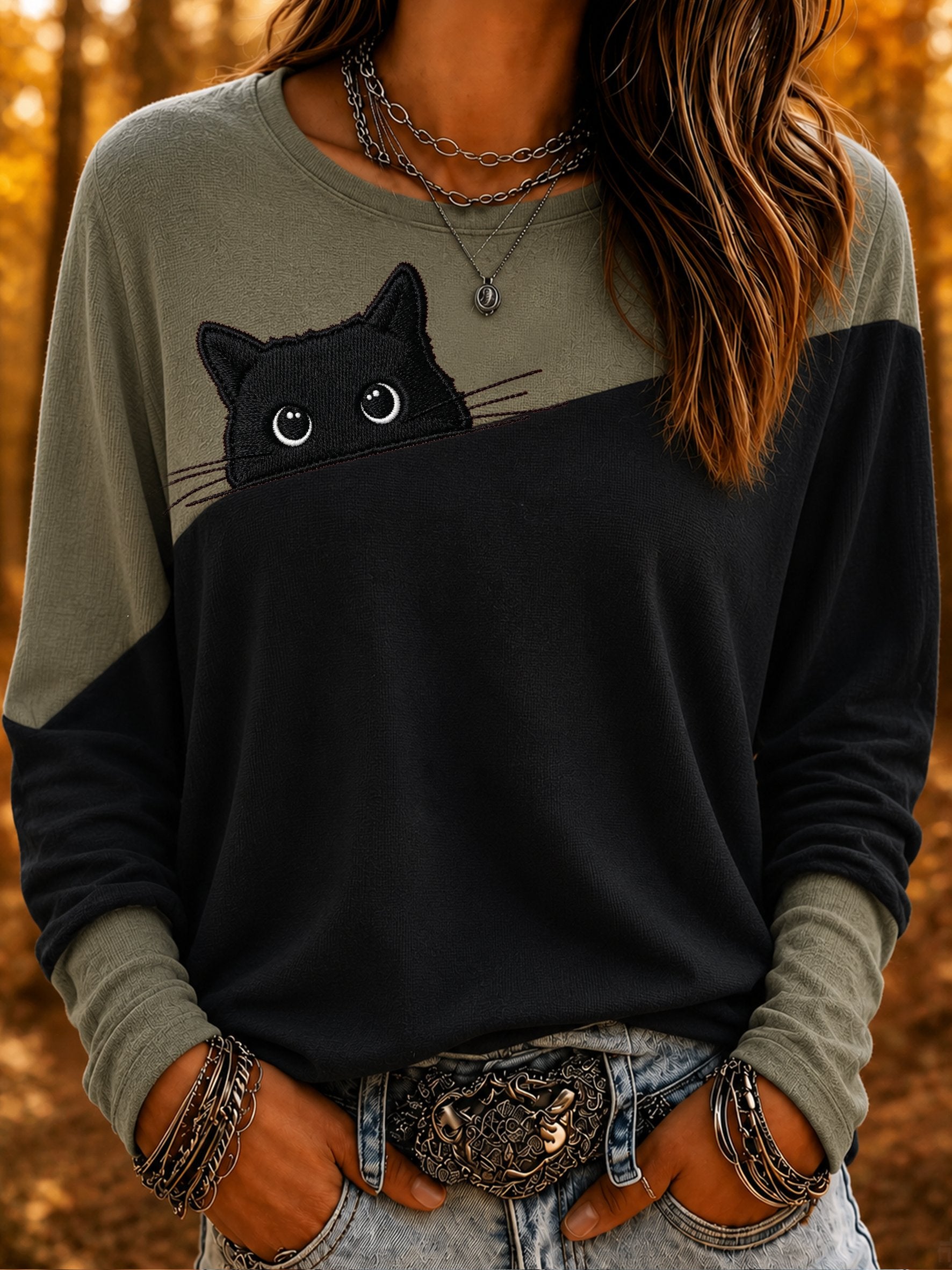 Women's Mysterious Black Cat Print Crew Neck Top